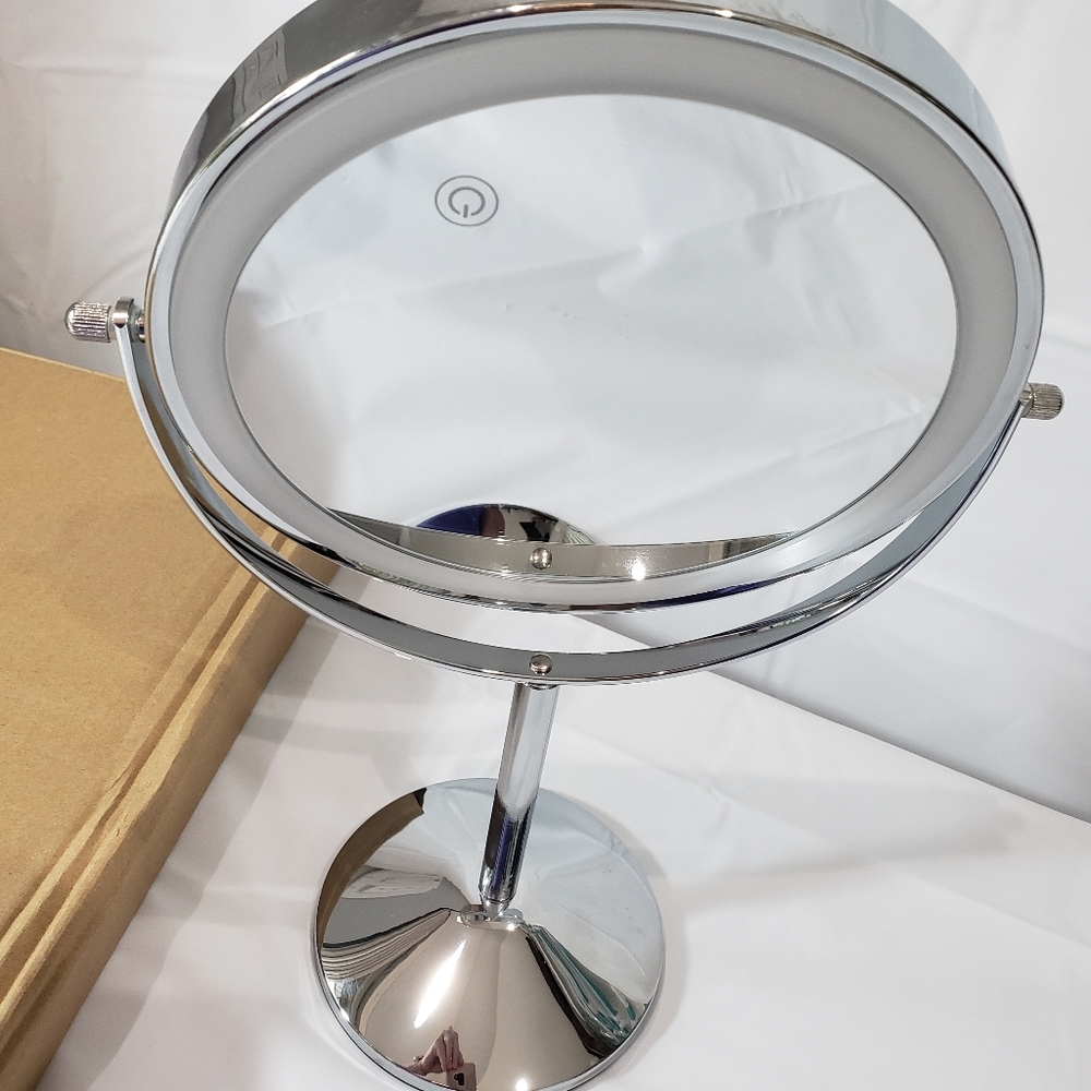 Makeup mirror